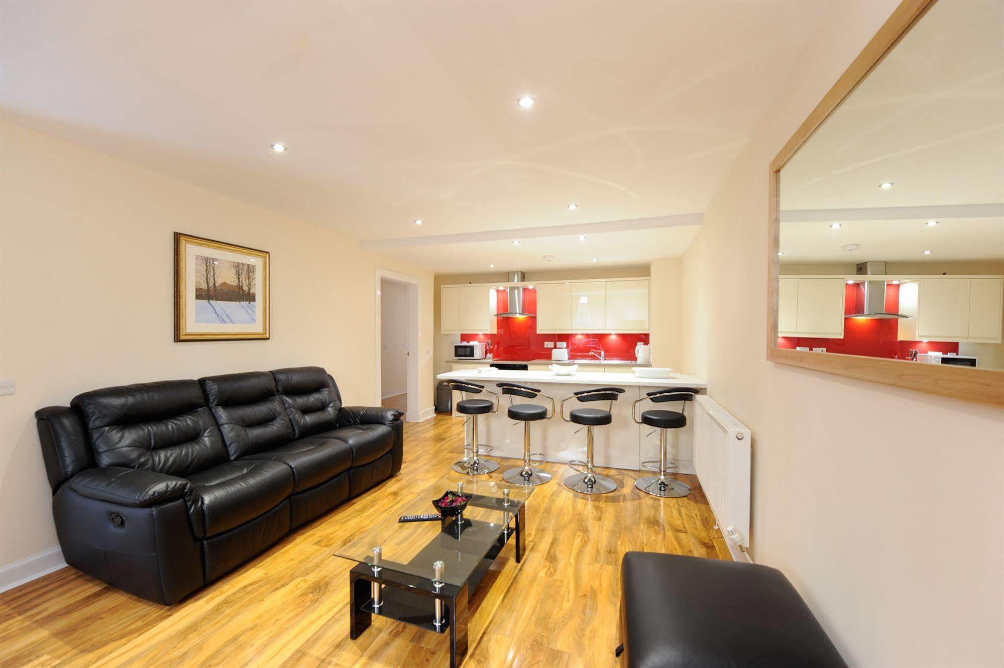Edinburgh City Suites Εξωτερικό φωτογραφία